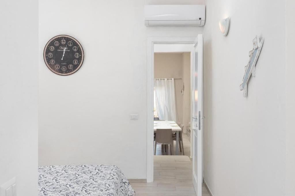Bellissimo Appartamento Con Veranda Privata Al Centro Di Porto Rotondo Exterior photo